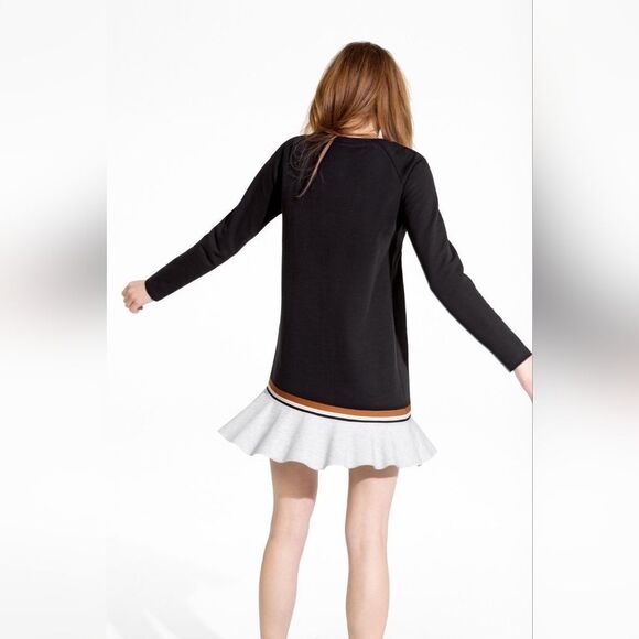 Cop.Copine  - Picture 6 of 11